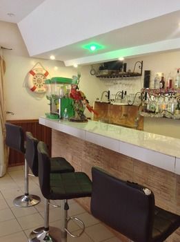 Hotel Bar